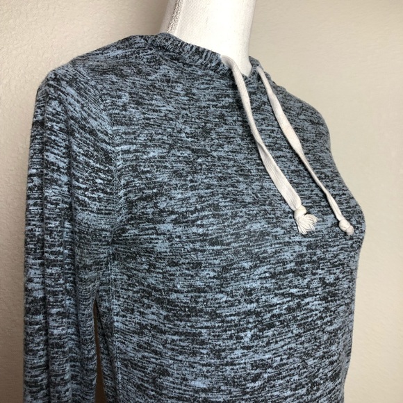 Lightweight hoodie - Picture 2 of 4